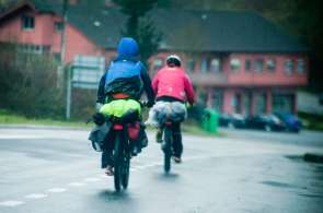 Beeld bij Fietsen naar Santiago de Compostela: Veiligheid onderweg